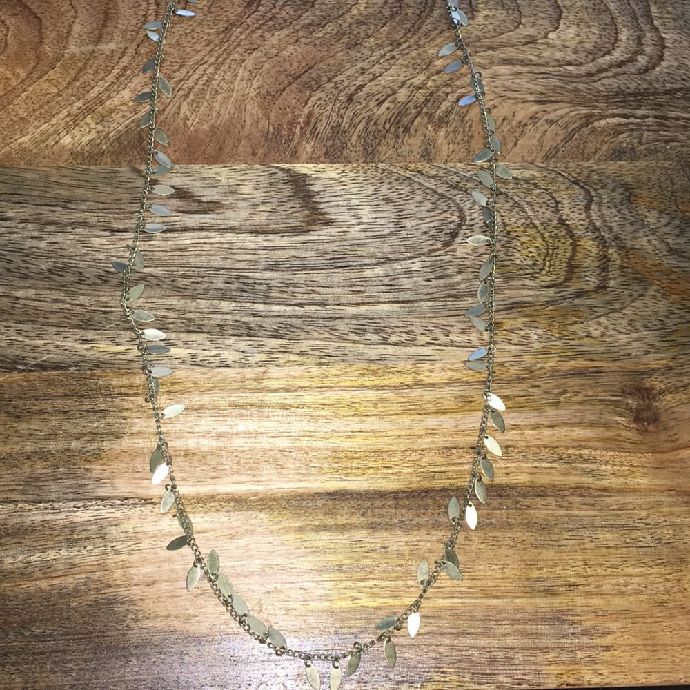 Beautiful gold necklace!